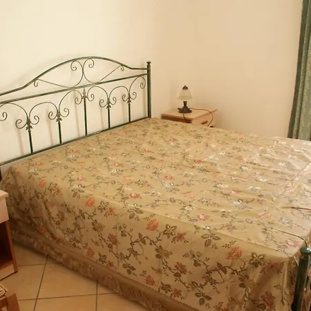 Caravaggio Holiday home Torre Lapillo
