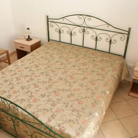 Holiday home Caravaggio Torre Lapillo